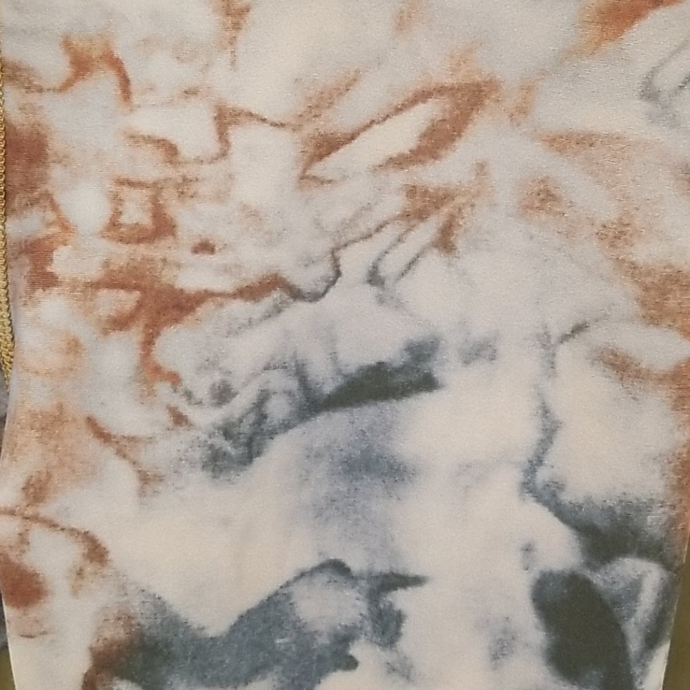 💕BECCO💕 Capri Yoga Leggings ~ Tie Dye - Picture 4 of 7